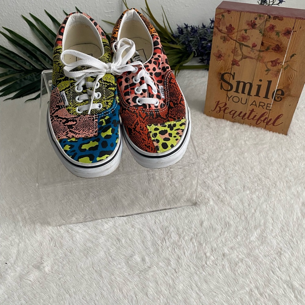 Vans Multi Color-Multi Print - image 1